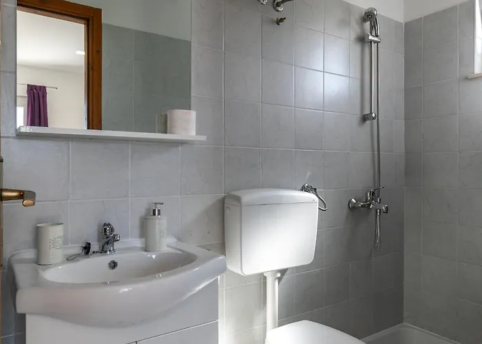 Karol&mara-studio Aparment شقة *